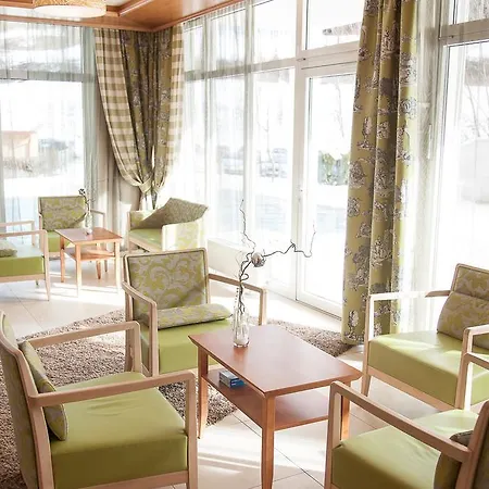 Hotel Thermalbad Weissenbach 4*